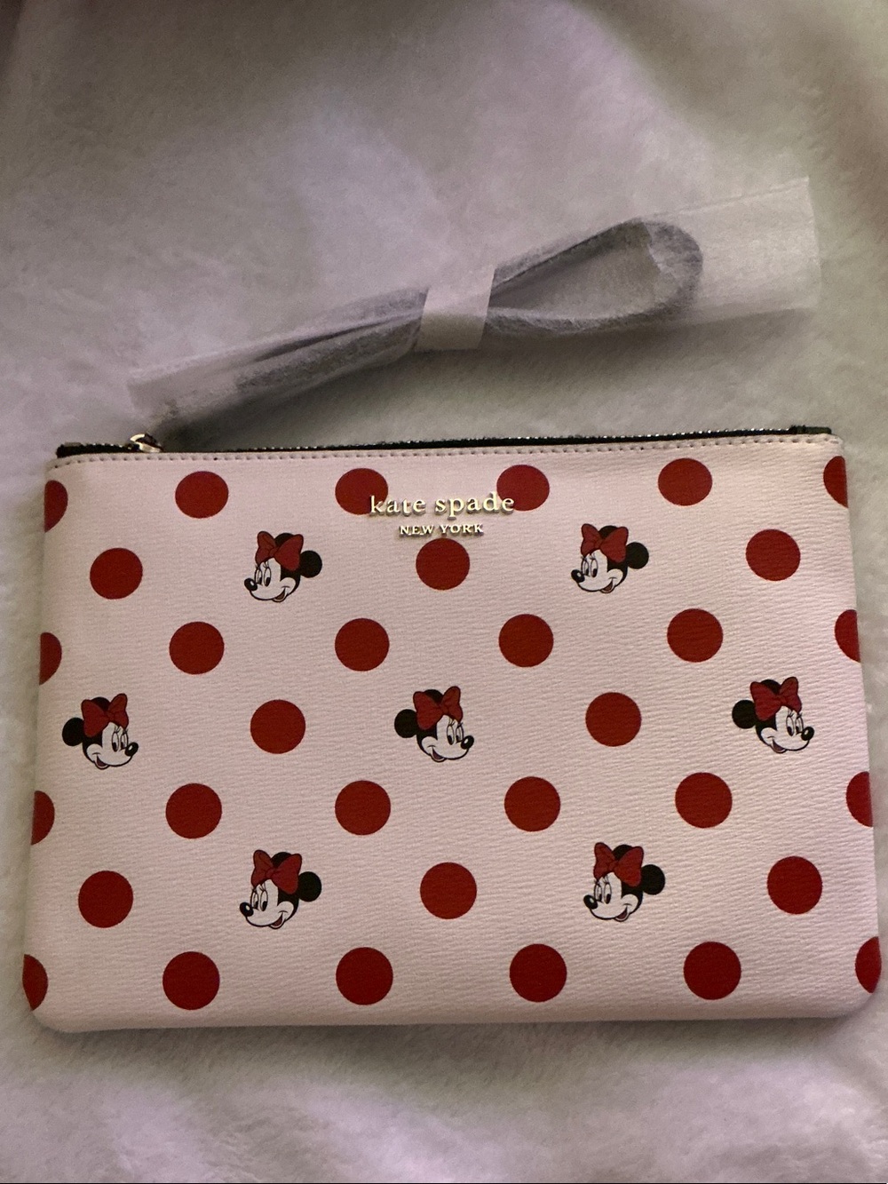 Kate Spade Novelty Minnie Mouse Red Polka Dot Wristlet Clutch.
